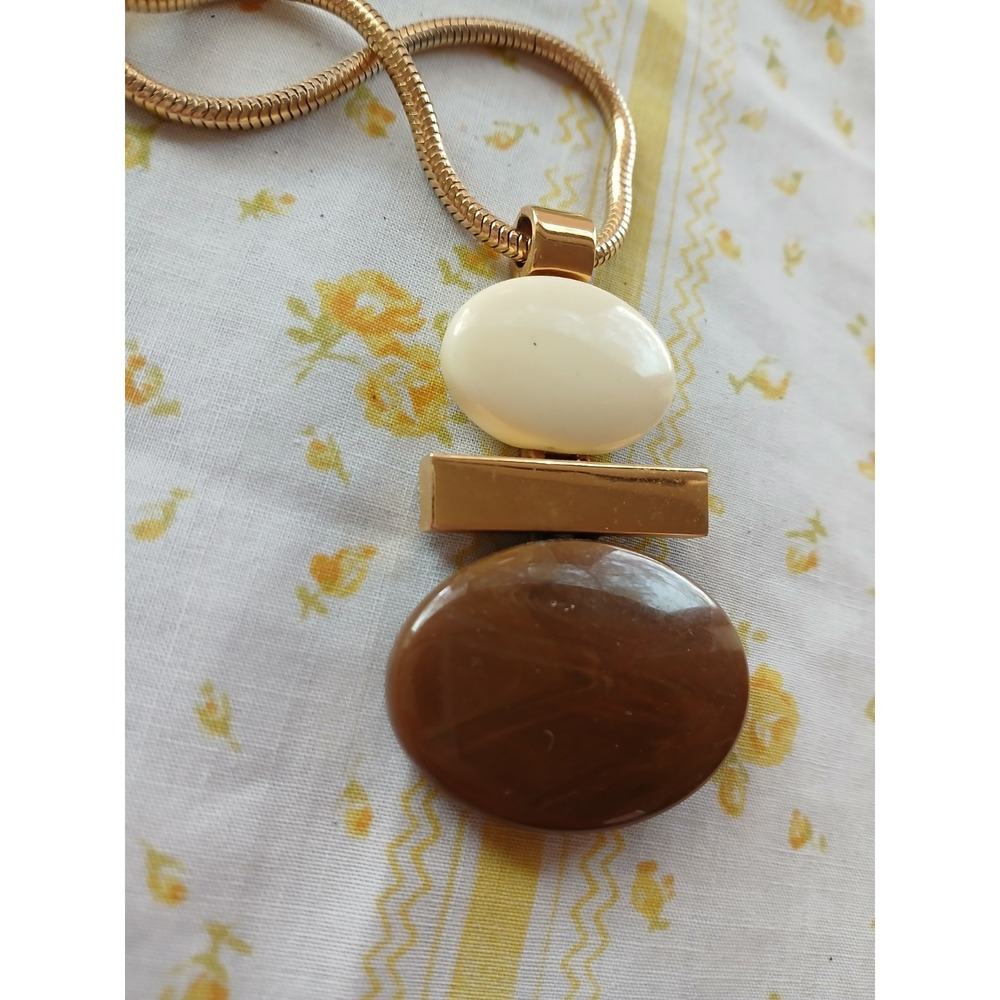 Vintage 1977 Avon Polished Ovals Necklace S M Kent Collection